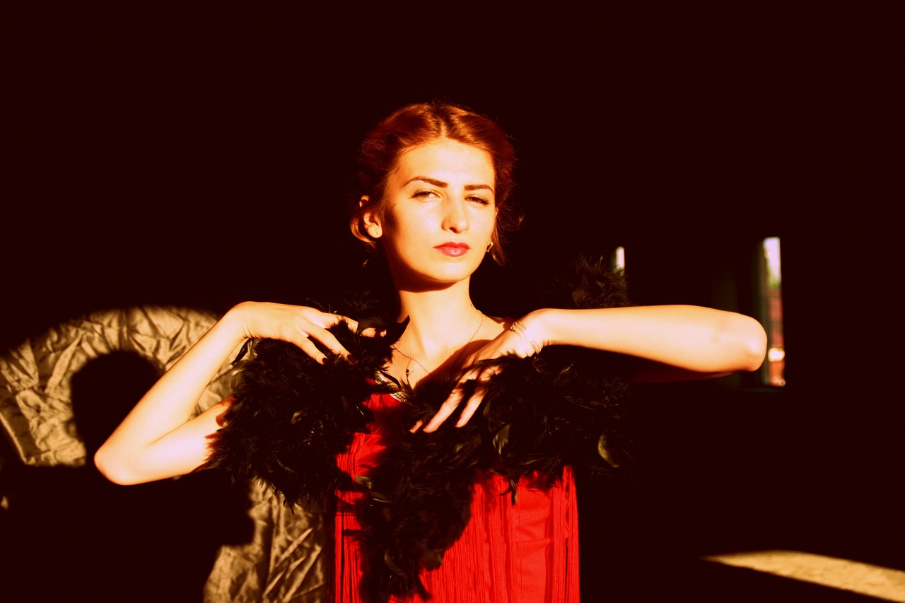 全红婵和陈芋汐是中国女子花样游泳队的两位优秀选手。他们在比赛中表现出色,成功地进入了决赛。 全红婵和陈芋汐是中国女子花样游泳队的两位优秀选手。他们在比赛中表现出色,成功地进入了决赛。