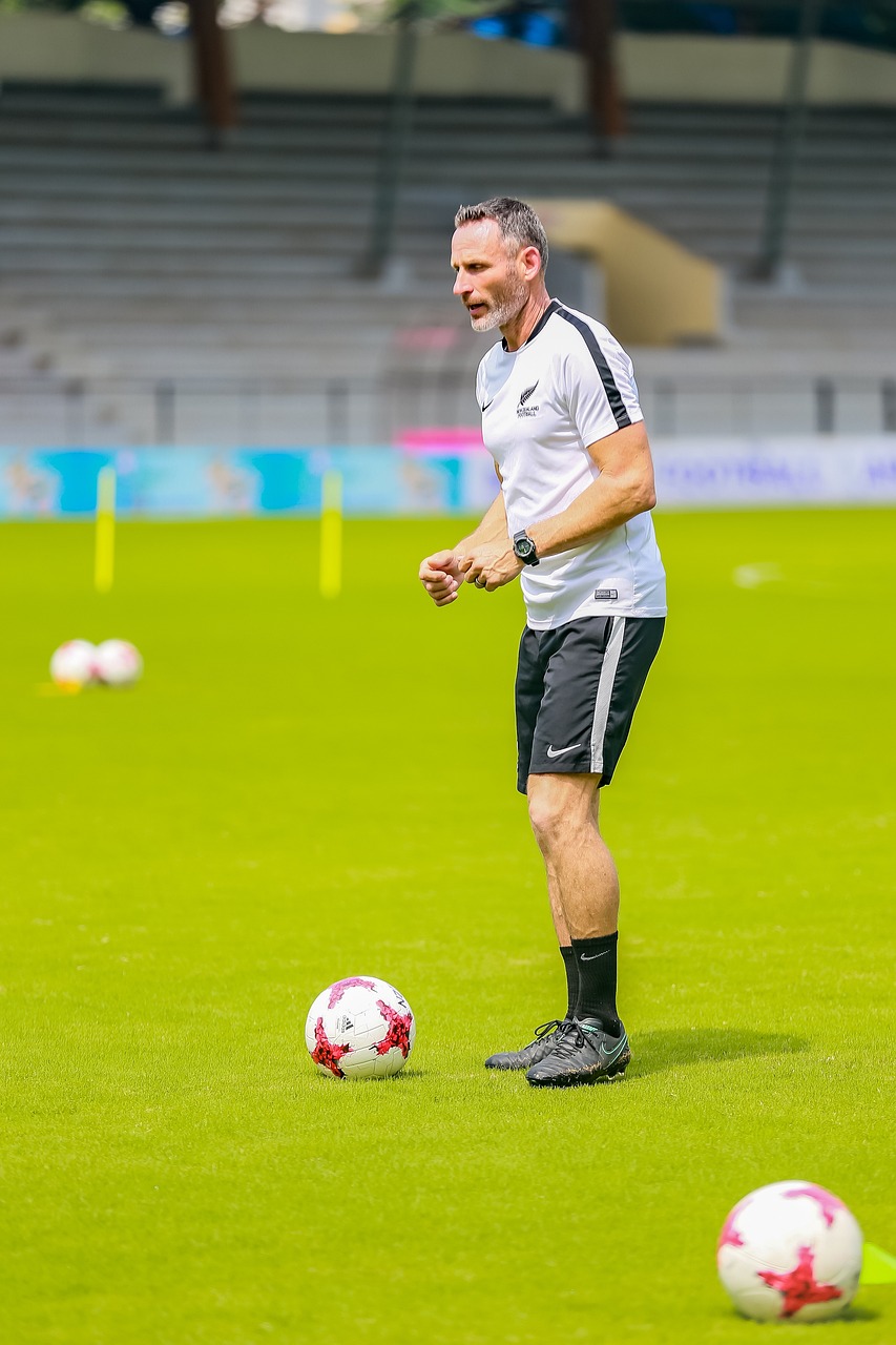 传奇之躯，马拉多纳的足球高度与人生传奇