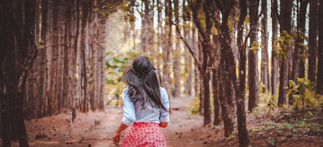 方梅逝世,一位传奇女性的离世 方梅逝世,一位传奇女性的离世