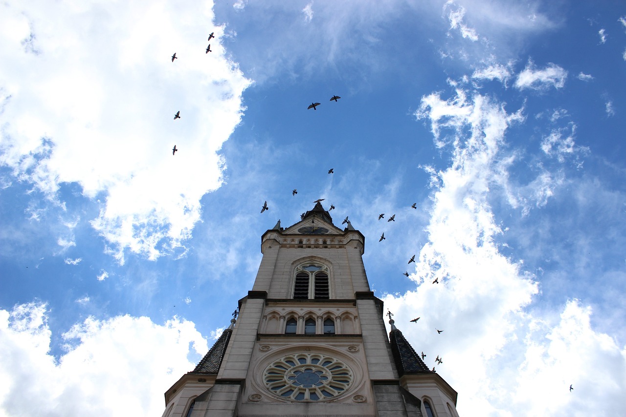 揭秘巴塞罗那历史上的梦幻殿堂，传奇阵容深度解析