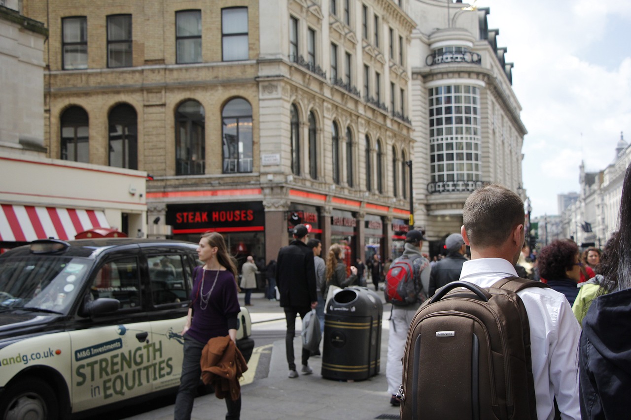 英国自行车传奇与癌症的挑战