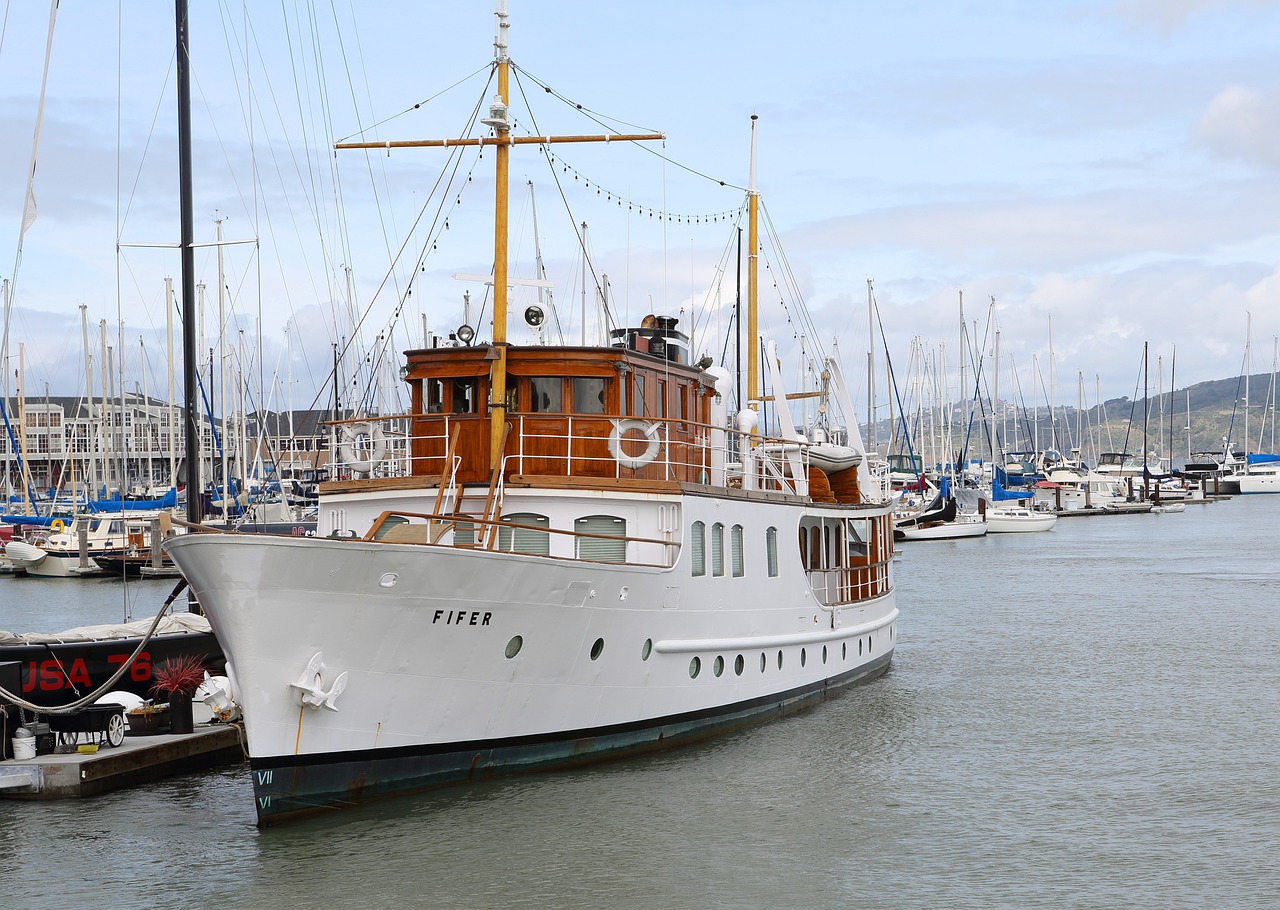 中方扣押越渔民渔船事件分析 中方扣押越渔民渔船事件分析