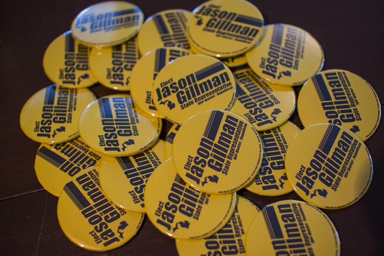 台立法机构冲突再起，政治博弈与民主挑战的新篇章