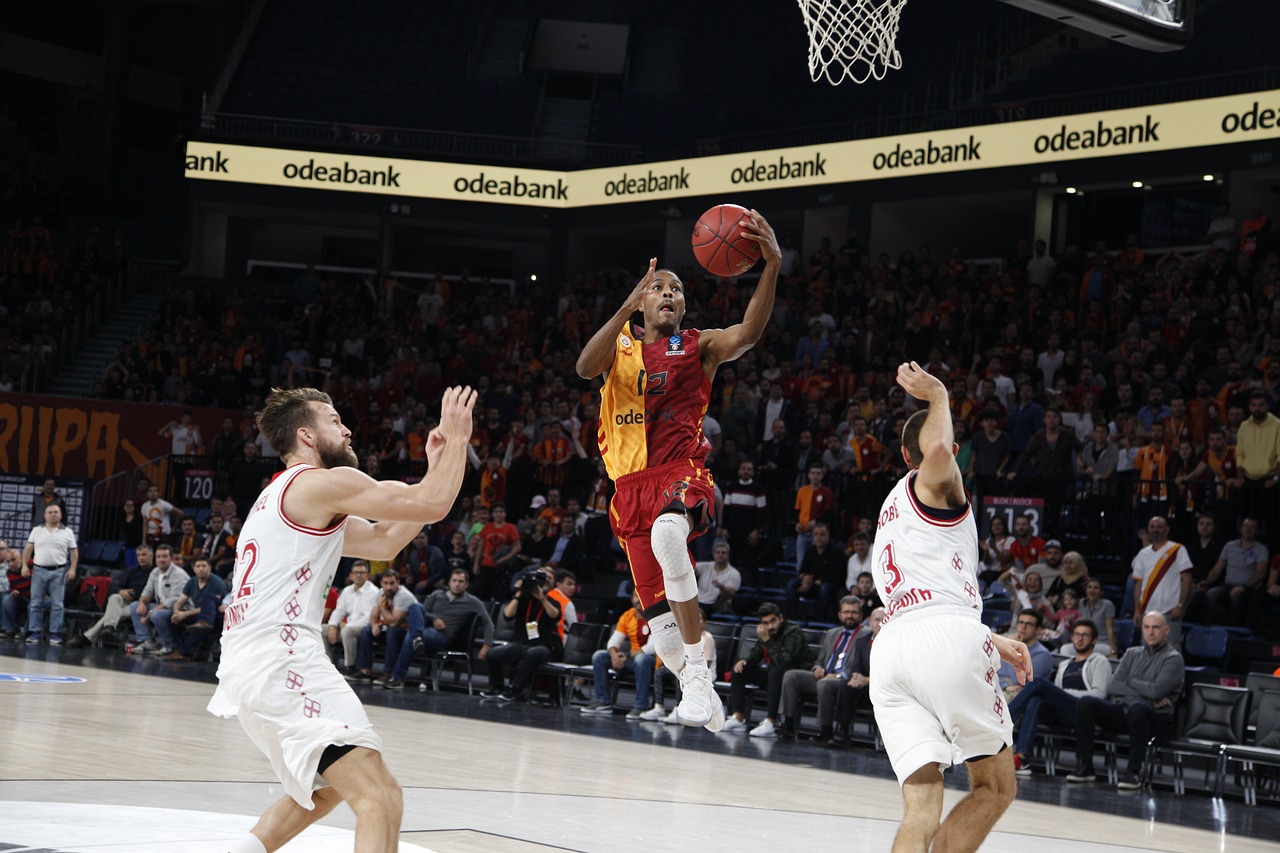 拜仁慕尼黑对阵波尔图,德甲霸主与葡超劲旅的欧洲争霸赛 拜仁慕尼黑对阵波尔图,德甲霸主与葡超劲旅的欧洲争霸赛