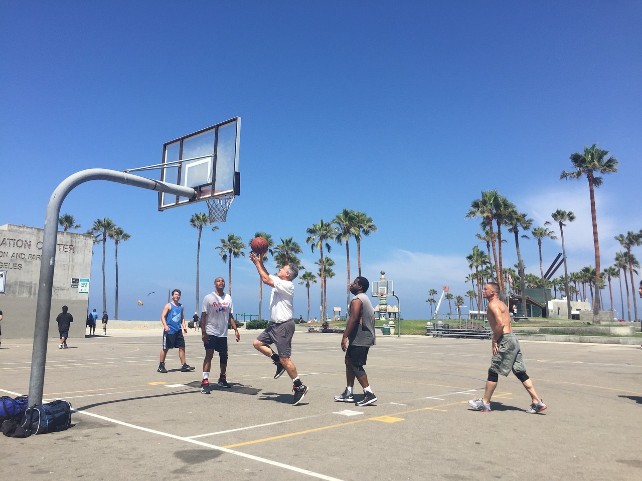 热血沸腾的篮球盛宴，NBA球赛的魅力与深度解析