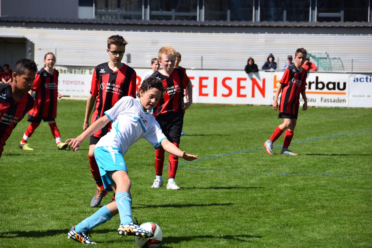 盘球吧官方下载，你的足球世界，一键开启