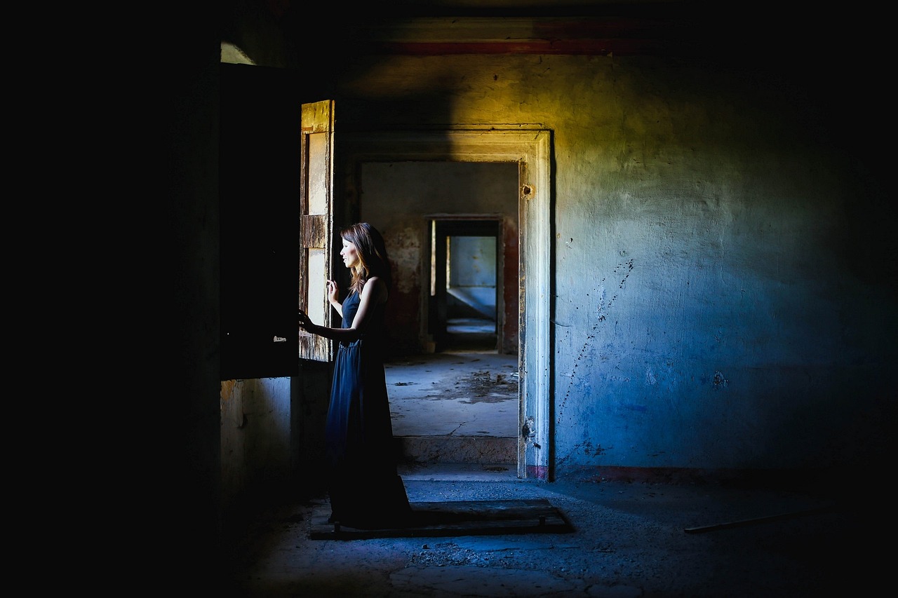 上海疫情新动态，1例本土确诊与64例无症状感染者的背后故事