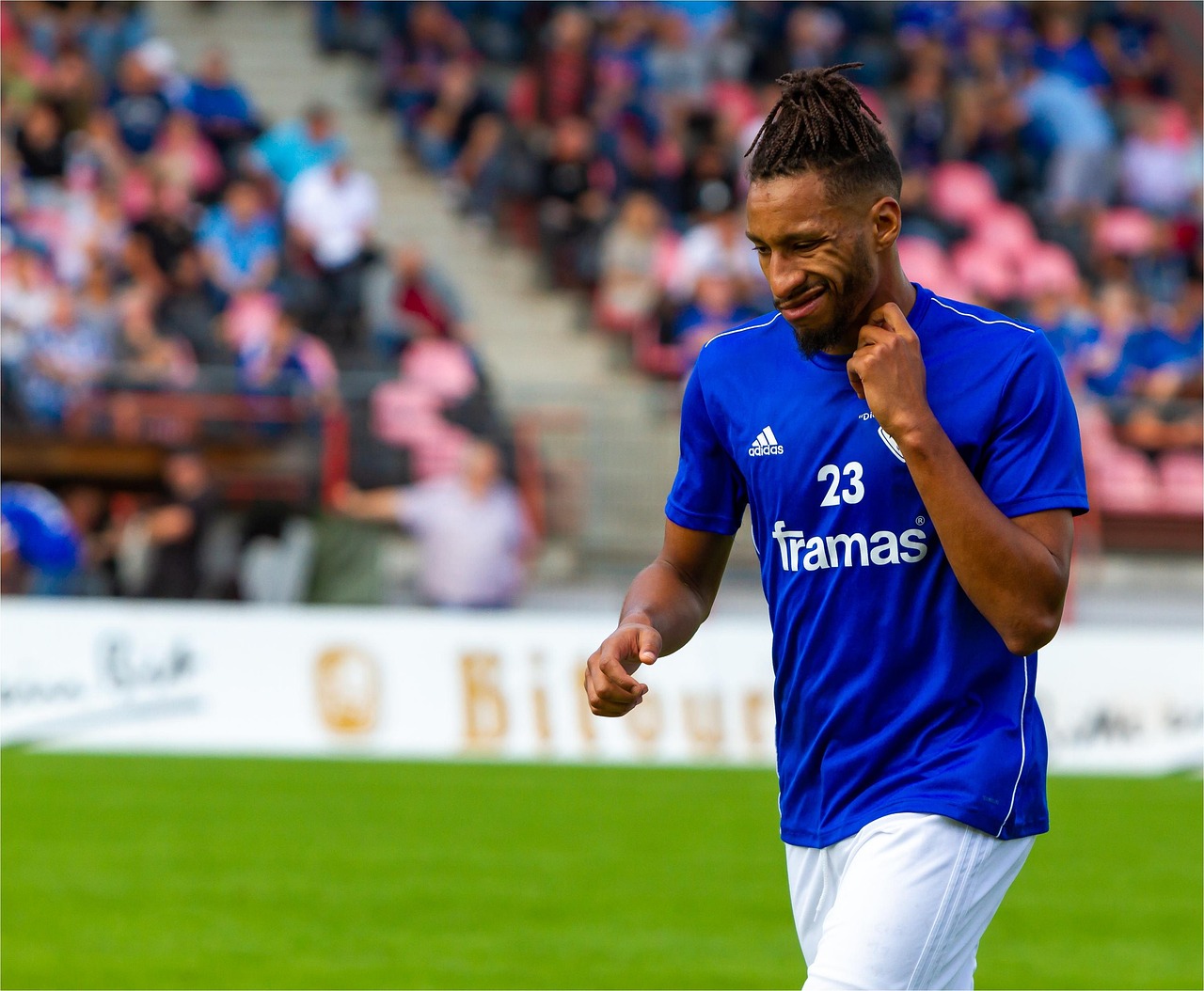 足球，全球最受欢迎的运动之一