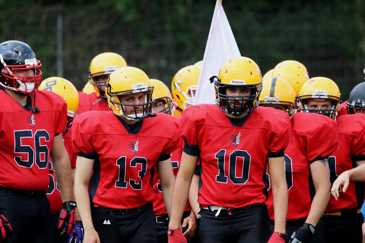 足球世界的经典瞬间，著名足球图片背后的故事